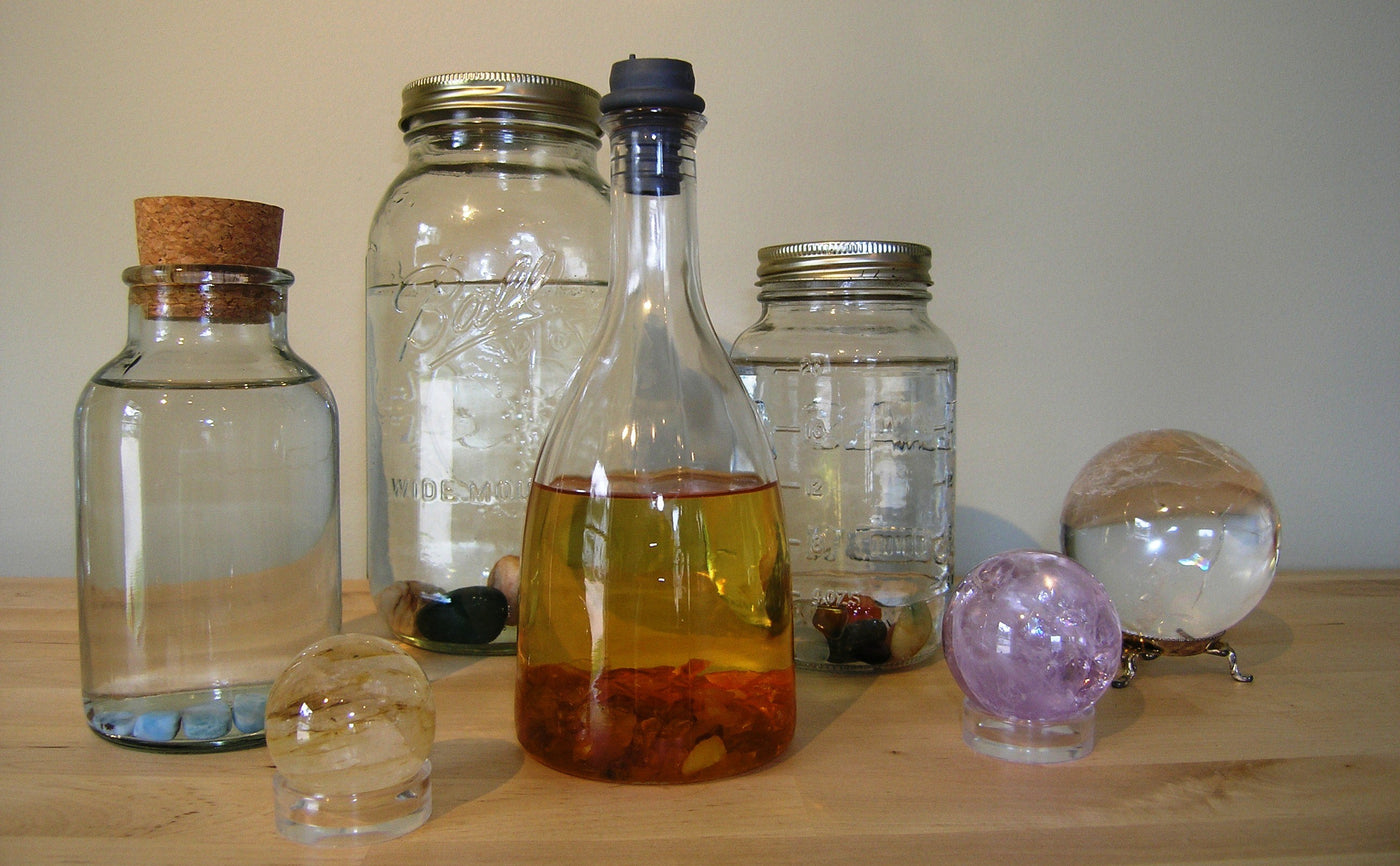 Comment fabriquer son élixir de pierre (eau à gemme) ?