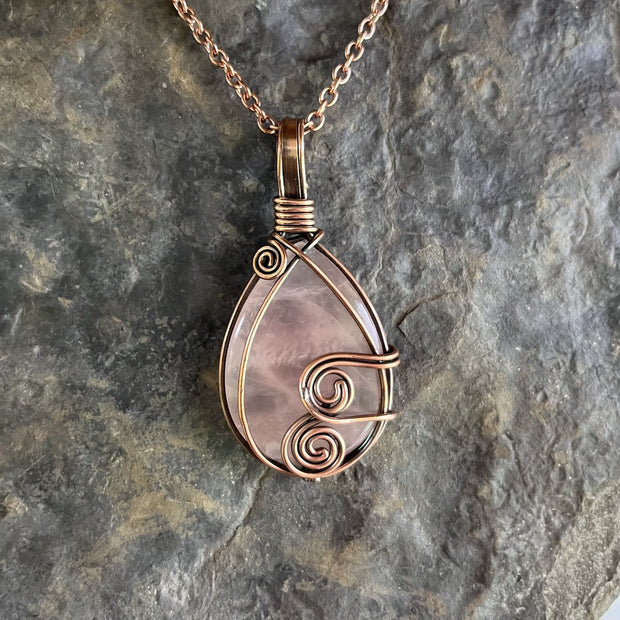 Pendentif Goutte en Quartz rose - Cuivre