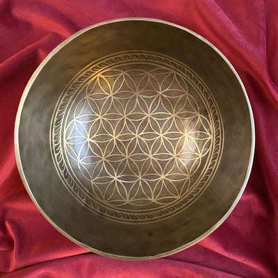 Bol Chantant Tibétain Traditionnel Gravé · Mantra · 20 cm
