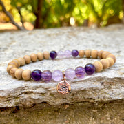 bracelet-femme-lithotherapie-perle-bois-de-santal-et-amethyste