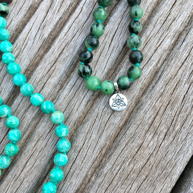 Collier Mala « Evolution » Zoïsite, Amazonite, Turquoise d'Afrique - 6 mm,  - Ankora