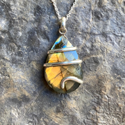 pendentif-labradorite-pour-femme